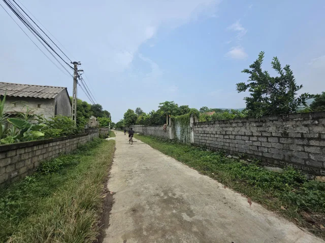 1424m có 200m thổ cư - mặt tiền 40m giáp NVH - tại Xã Cư Yên Huyện Lương Sơn