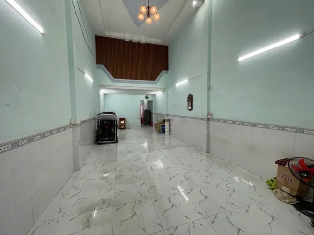 Sát Lê Trọng Tấn - Phạm Đăng Giảng - Hẻm Ô Tô - Nhà ngang 4.5m - 84m² - Nhỉnh 5Đ
