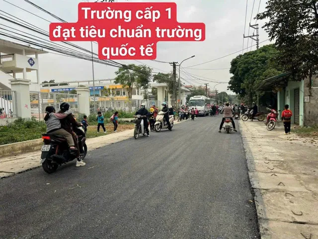 Bán Đất 150m2 có sẵn 150 m2 thổ cư giá 7.7 tỷ tại Xã Tiến Xuân Huyện Thạch Thất Hà Nội
