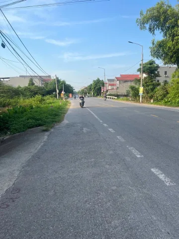 Bán Đất 100m2 có sẵn 100 m2 thổ cư giá 1.6 tỷ tại Xã Phú Cát Huyện Quốc Oai Hà Nội