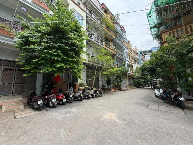 Bán Nhà KĐT Đại Kim. Hoàng Mai. Ô Tô. Vỉa Hè. DT 54m2. MT 4.2m. 4 Tầng. Giá 16.8 Tỷ.