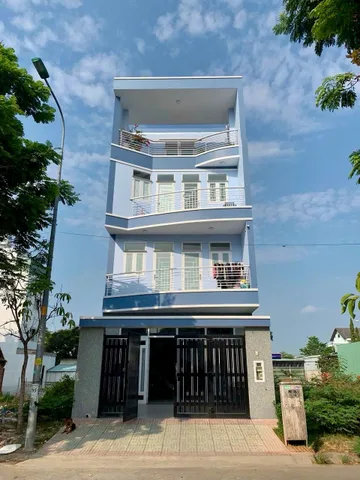 SIÊU PHẨM 4 TẦNG 10WC – MẶT TIỀN ĐƯỜNG 32, SÁT LIÊN PHƯỜNG, CHỈ 700M TỚI GLOBAL CITY