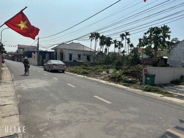 Bán Đất 70m2 giá 1.29 tỷ tại Quảng Thanh đường nhựa . Cách 352:200m.l/h:076.231.9990 e Thúy