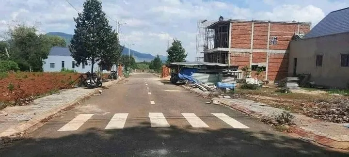 HÒA LONG – 1,68 TỶ CÓ NGAY 140M² ĐẤT ĐẸP, NGANG 7M, ĐƯỜNG 2 Ô TÔ – GẦN CAO TỐC, DÂN CƯ ĐÔNG!