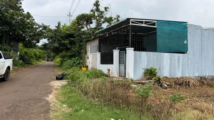 Bán Đất 195m2 có sẵn 100 m2 thổ cư giá 4.6 tỷ tại Xã Cư ÊBur Thành phố Buôn Ma Thuột Đắk Lắk