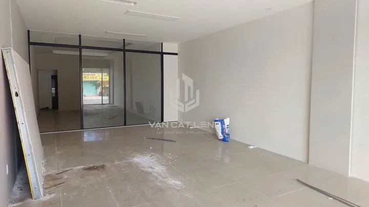💎 CHO THUÊ MẶT BẰNG KHU LONG CUNG – 1.000M² – SHOWROOM + KHO XƯỞNG – 25 TRIỆU/THÁNG 💎