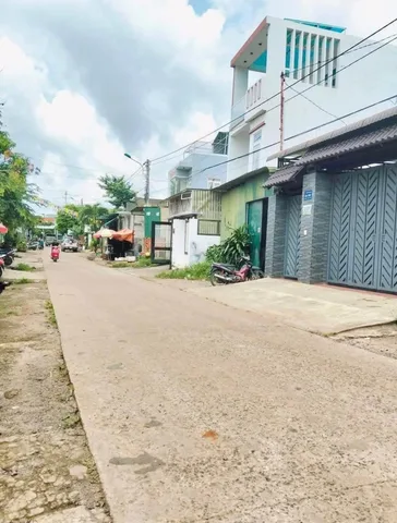Bán Đất 150m2 có sẵn 60 m2 thổ cư giá 4.4 tỷ tại Xã Cư ÊBur Thành phố Buôn Ma Thuột Đắk Lắk