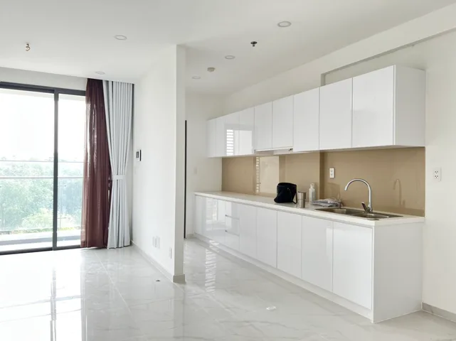 TRỐNG SẴN CĂN GÓC 2PN 76M2 DLUSSO - NHÀ CƠ BẢN 15 TRIỆU - XEM NHÀ 24/7, GỌI THOA 0942.50.8611