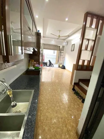 Cho thuê Nhà riêng 32m2 giá 15 triệu tại Đường Nguyễn Khang Phường Yên Hoà Quận Cầu Giấy Hà Nội