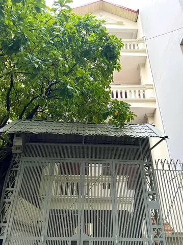 Cho thuê Nhà riêng 110m2 giá 35 triệu tại Đường Nguyễn Khang Phường Trung Hoà Quận Cầu Giấy Hà Nội