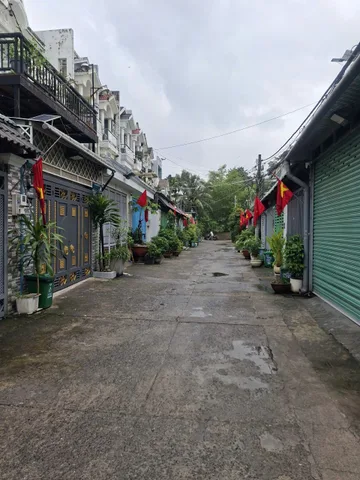 Bán Nhà Đường TL41 An Phú Đông Quận 12: 80m² 3 Tầng, Hẻm Xe Hơi 6m, Giá 6.4 Tỷ