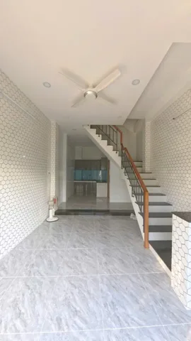 MT Ụ Cây Q8 - 34m2 - 4PN 3WC - Hướng Bắc  - SHR - 4.X TL