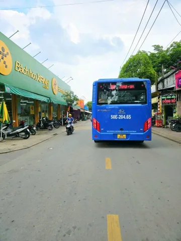 🔥 1.236M² – NGANG 28,3M – GIÁ 42,5 TỶ | ĐẤT MẶT TIỀN ĐỐI DIỆN THCS LONG PHƯỚC – CẠNH UBND – NGAY CHỢ LONG PHƯỚC

Nếu muốn nhấn mạnh đất thổ cư 978,4m² thì có