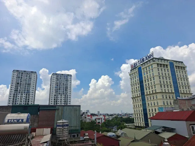 Bán Nhà riêng 100m2 có sẵn 100 m2 thổ cư giá 36.8 tỷ tại Phường Bồ Đề Quận Long Biên Hà Nội