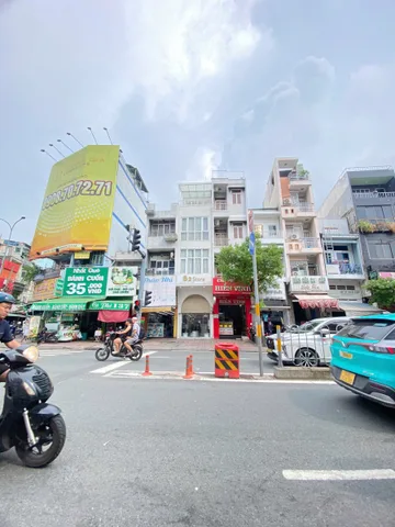 BÁN NHÀ 2 MẶT TIỀN HOÀNG DIỆU 4 TẦNG QUẬN 4