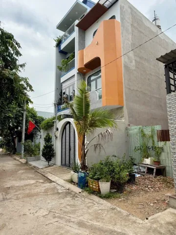 BÁN ĐẤT ĐẸP, P LONG BÌNH 63m2 , ĐƯỜNG 8M, CHỈ 3.05 TỶ. P LONG BÌNH.