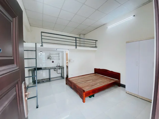 Cho Thuê Ccmn 24m thoáng sáng giá rẻ 3tr7 Ngõ 255 Cầu Giấy, Hà nội