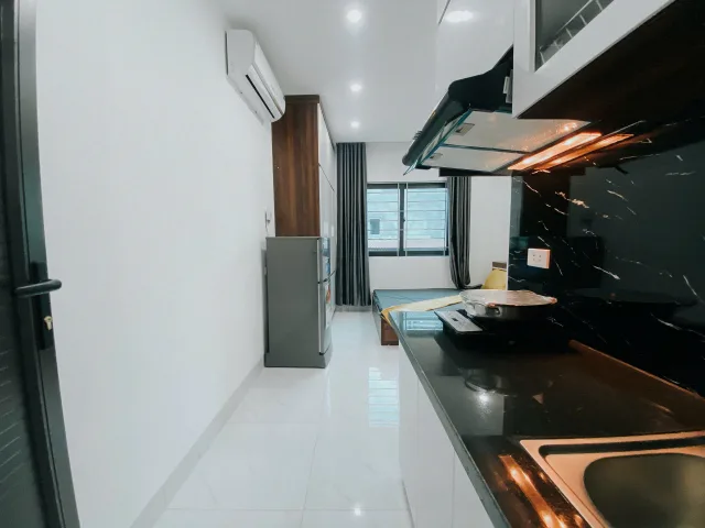Cho Thuê phòng 23m thoáng sáng cực đẹp Ngõ 79 Cầu Giấy, Hà nội