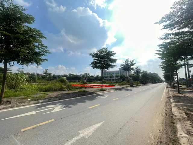 Bán Lô đất 90m2, giá 14.9 tỷ, cạnh Trụ sở Đảng ủy xã Đại Thanh, Hà Nội