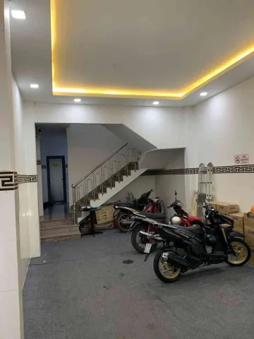 MẶT TIỀN TỈNH LỘ 10 BÌNH TRỊ ĐÔNG 6 TẦNG THANG MÁY 18.2 TỶ THU 72 TRIỆU