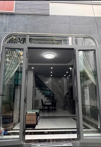 NHÀ ĐẸP MỚI XÂY HẺM 67 CÁCH ĐƯỜNG HÙNG VƯƠNG 100m