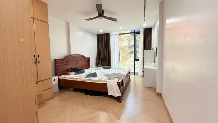 BÁN NHÀ ĐƯỜNG NGUYỄN TRÃI, THANH XUÂN, 7 TẦNG THANG MÁY, NGÕ RỘNG, GẦN ROYAL CITY