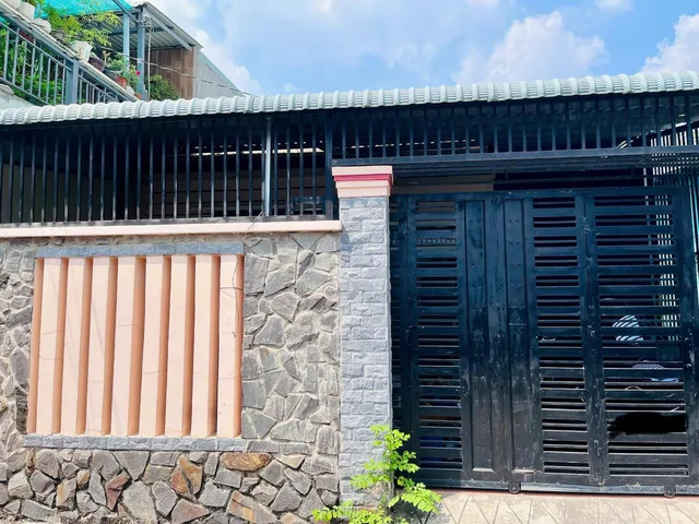 Bán Nhà riêng ngang 8m đẹp 129.5m2 có sẵn 72 m2 thổ cư giá 3.9 tỷ tại Đường Lào Cai Phường Chánh Nghĩa Thành phố Thủ Dầu Một Bình Dương