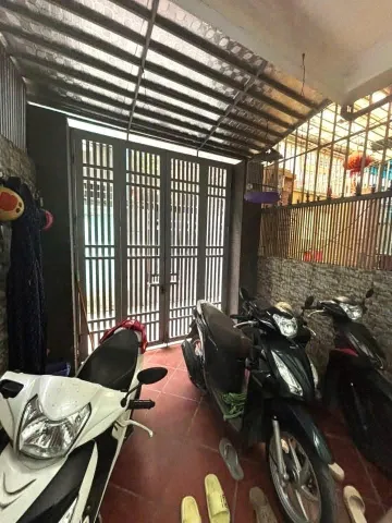 Cho thuê nhà ngõ 318 Đê La Thành, Đống Đa 60m x 4T giá 18 triệu Ở NHÓM