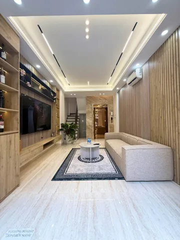 Bán nhà Trương Định, Hoàng Mai, 6 tầng thang máy, mới đẹp, 60m2, 12.5 tỷ, không quy hoạch.