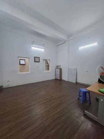 Cho thuê nhà Trần Vỹ, Mai Dịch_Cầu Giấy 45m x 4T giá 17.5 triệu Ô TÔ QUA NHÀ