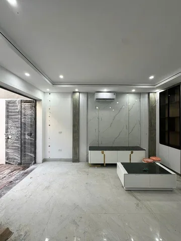 Bán Nhà Định Công. Hoàng Mai. 6 Tầng Thang Máy. DT 33m2. MT 4m. Giá 9.4 Tỷ.