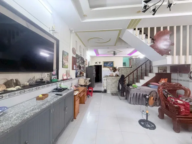 SÁT MẶT TIỀN HUỲNH THỊ HAI 100M² NGANG 5.3M 3PN HẺM XE HƠI 4.9 TỶ