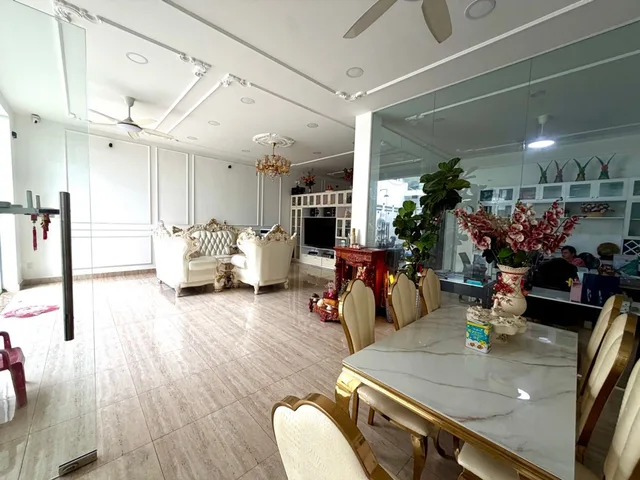 BÁN NHÀ BIỆT THỰ 3 TẦNG, 231m2 , HẺM XE HƠI 8M , CHỈ 15 TỶ,  P BÌNH CHIỂU, P TAM BÌNH.