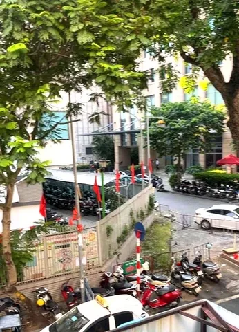 Cho thuê Căn hộ chung cư 28m2 giá 6.5 triệu tại Đường Mai Hắc Đế Phường Lê Đại Hành Quận Hai Bà Trưng Hà Nội