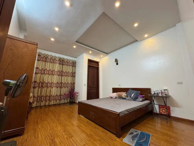 🏠Bán Nhà 4 Tầng Mặt Đường Bình Than, Khả Lễ, Mt 4.5m Dt 81m2 Giá 15.5 Tỷ lh e Điệp 0395777369