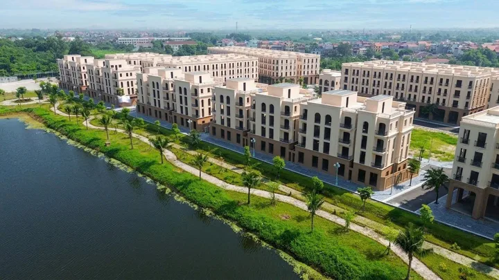 Bán Nhà riêng sổ đỏ 74m2 , xây dựng 260m2 giá 10 tỷ tại Đường Phú Thị Xã Phú Thị Huyện Gia Lâm Hà Nội