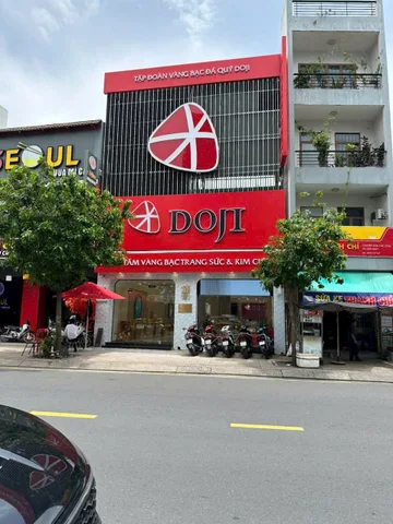 Bán nhà MT 179-181 Tân Sơn Nhì , 8 x 24m , nở hậu 10,9m , 3 tầng ,  42 tỷ .