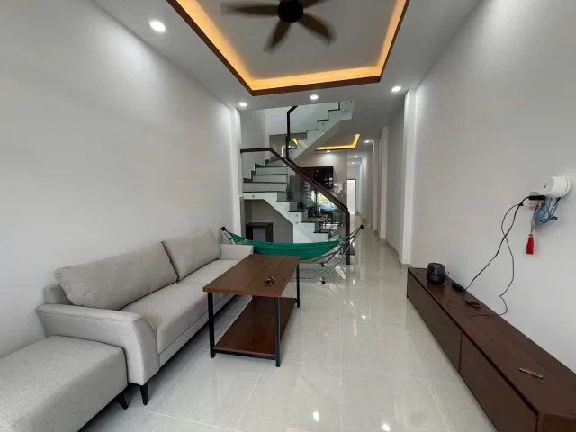 Bán Nhà riêng 70.4m2 có sẵn 70.4 m2 thổ cư giá 5.9 tỷ tại Khu Tái Định Cư Hòn Xện Phường Vĩnh Hòa Thành phố Nha Trang Khánh Hòa