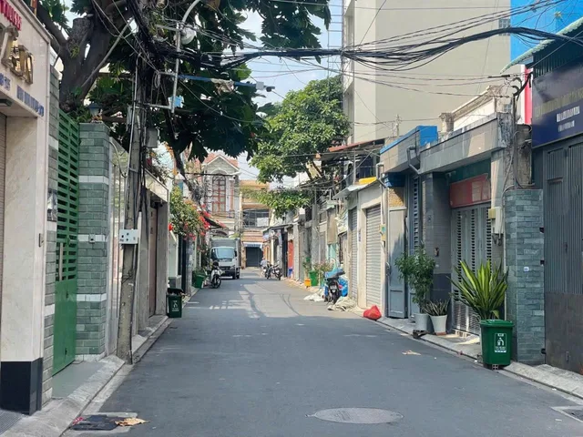 HẺM NHỰA 8M – KHU BÀU CÁT TÂN BÌNH – GẦN 100M² – NGANG 4M – KHU XÂY CAO TẦNG – SỔ VUÔNG A4 – GIÁ CHỈ 1X TỶ