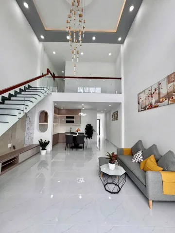 Chính chủ cần tiền bán gấp căn nhà mới xây để lại toàn bộ nội thất mới mua