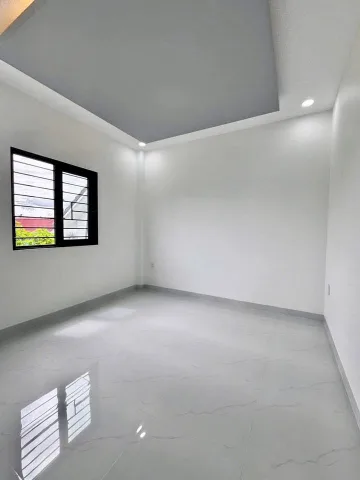 Chính chủ cần tiền bán gấp căn nhà mới xây để lại toàn bộ nội thất mới mua