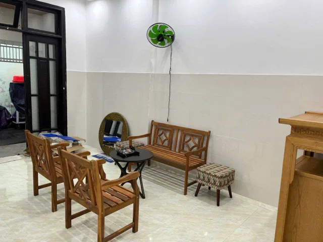 10tr-CHO THUÊ NHÀ KIỆT TRẦN PHÚ , HẢI CHÂU GẦN QUANG TRUNG VÀ ĐẠI HỌC DUY TÂN