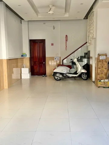 (LVCC) Cho thuê nhà MẶT TIỀN đường Đặng Tất phường Bắc Nha Trang ( P Vĩnh Hải cũ ). Dt 60m2. Giá 30tr/tháng