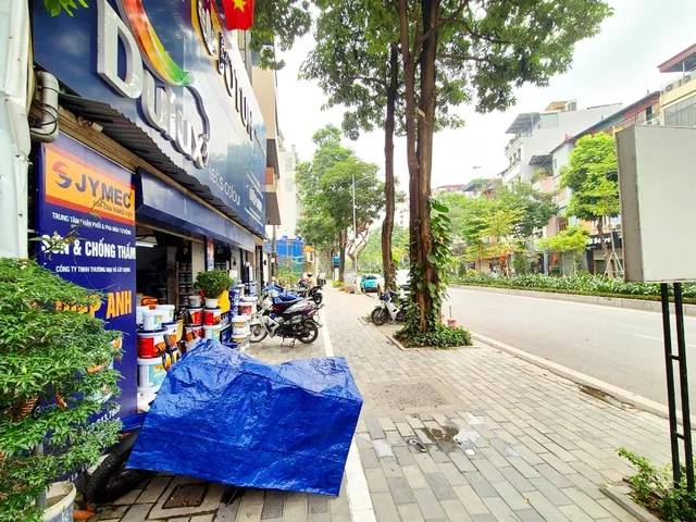 SIÊU PHẨM MẶT PHỐ VỊ TRÍ VÀNG SÁT HỒ TÂY | VỈA HÈ ĐÁ BÓNG RỘNG dt180M² - MẶT TIỀN 11M - LẠC LONG QUÂN - 138 TỶ