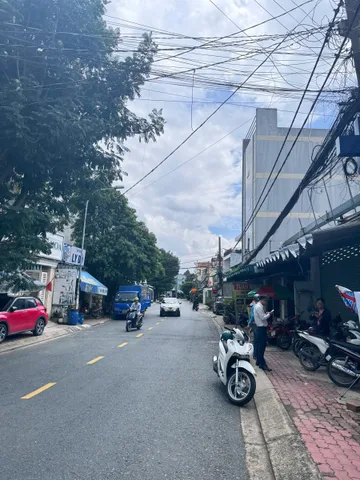 Bán 240m2 đất mặt tiền Nguyễn Thị Xinh- Thới An - Quận 12- Giá 15.8 tỷ