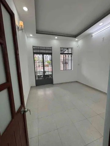 BÁN NHÀ GẦN TÔ NGỌC VÂN - NHÀ 2 TẦNG – GẦN 60M² – GẦN KHU DÂN CƯ ĐỒNG BỘ – CHỈ 3.9 TỶ