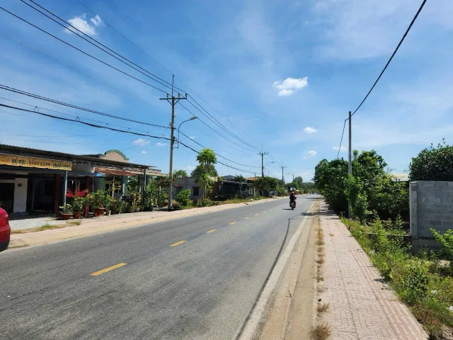 Chủ ngộp cần bán gấp đất mặt tiền kinh doanh 173m2 ngay X.Trung Lập Thượng Giá chỉ 1 tỷ 95