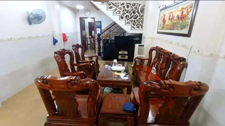 AN DƯƠNG VƯƠNG–NHÀ 2 TẦNG NGANG 4,5M VỪA TẦM, GIÁ CHỈ 5,3TỶ (A13)