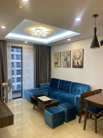 CHO THUÊ: Căn hộ 2PN “hoa hậu” rộng 76m2 tại Vinhomes D’Capitale, tầng trung, full đồ