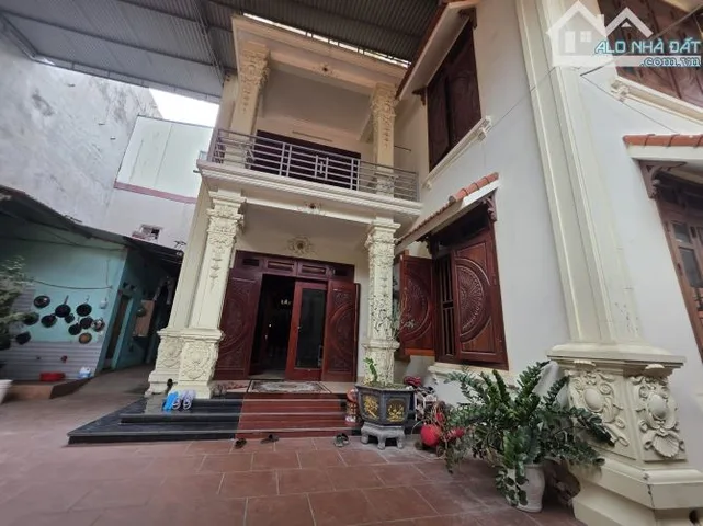 BÁN NHÀ 230M2, 3 TẦNG TẠI HOÀNG NINH – VIỆT YÊN